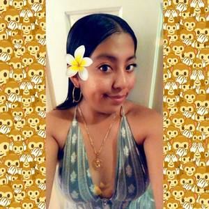 Meet your Posher, Violeta